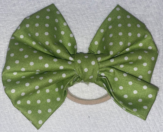 Green Polkadot Bow