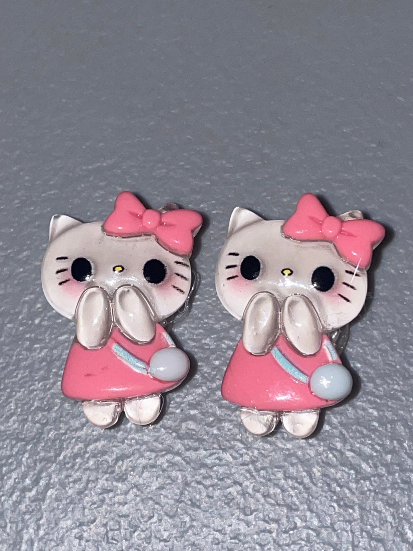 Hello Kitty Croc Charms Pairs